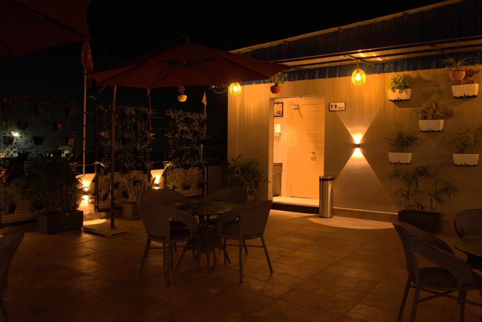 Hotel Tanisha Kishanganj Exterior foto